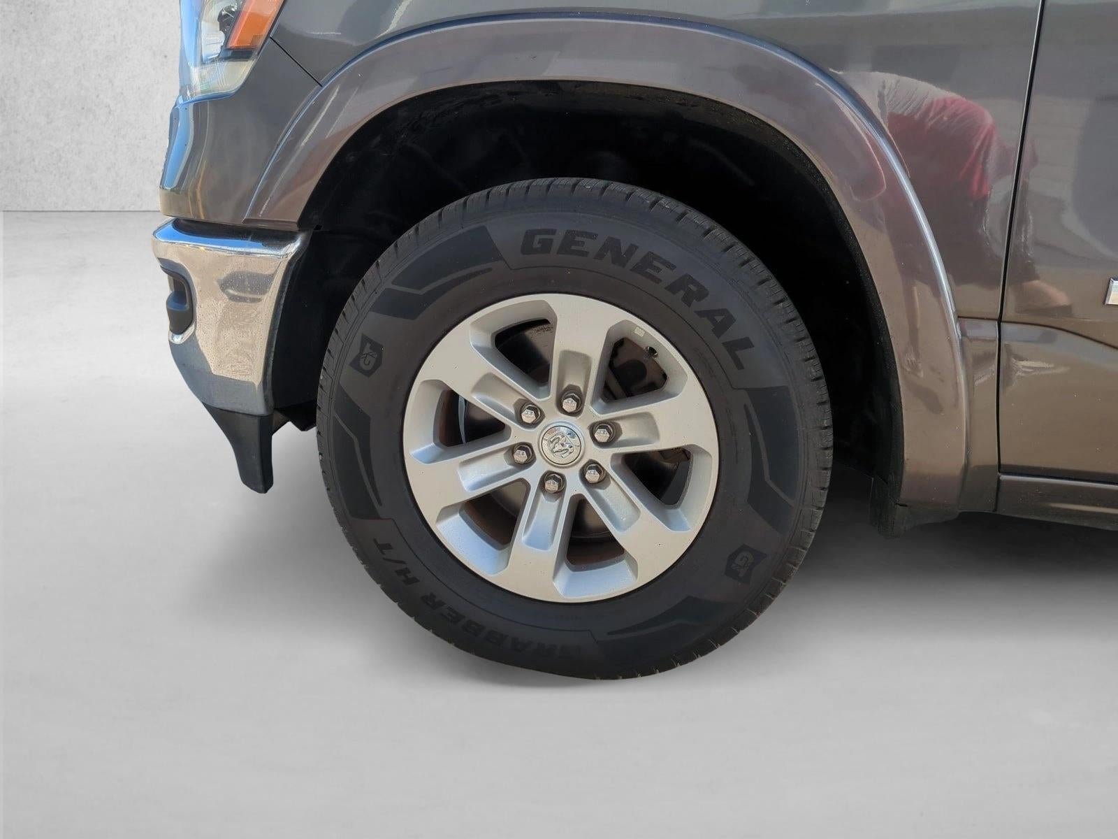 2020 RAM 1500 Laramie 4x2 Quad Cab 6'4" Box