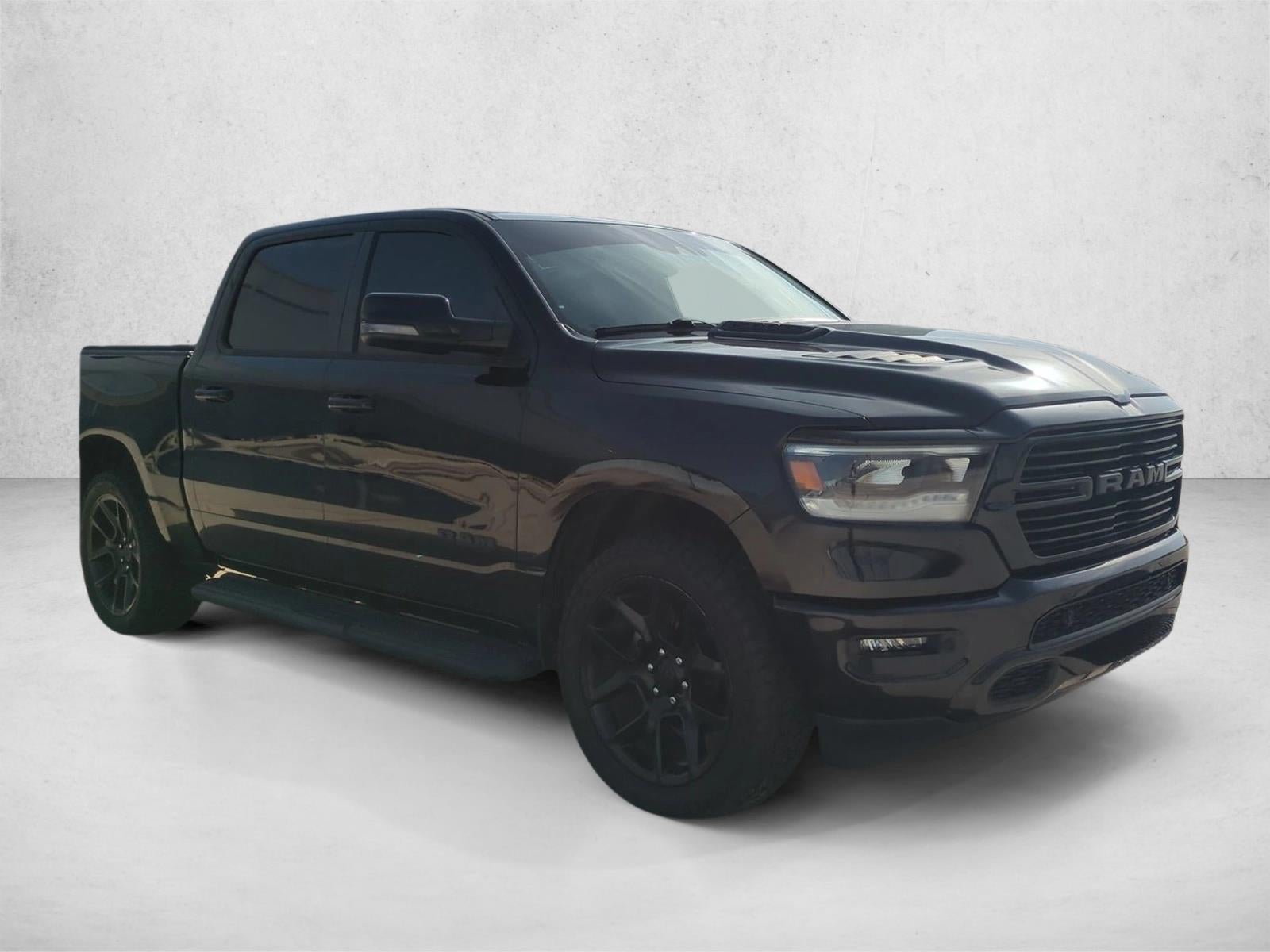 2023 RAM 1500 Laramie 4x4 Crew Cab 5'7" Box