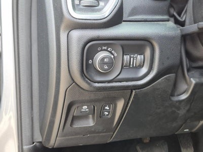 2021 RAM 1500 Laramie 4x4 Crew Cab 5'7" Box