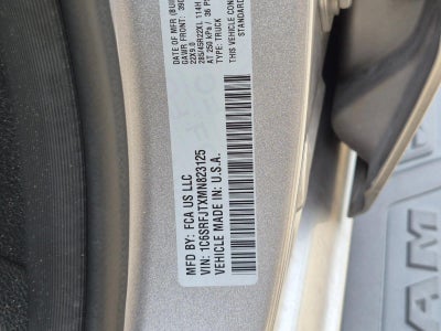 2021 RAM 1500 Laramie 4x4 Crew Cab 5'7" Box