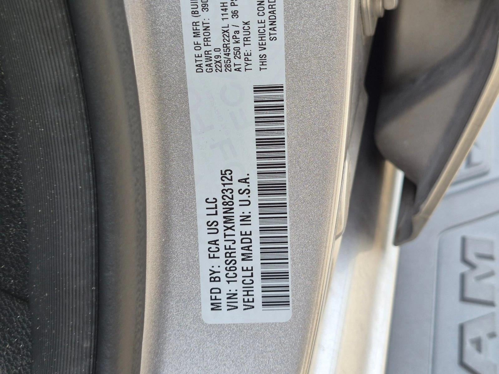 2021 RAM 1500 Laramie 4x4 Crew Cab 5'7" Box
