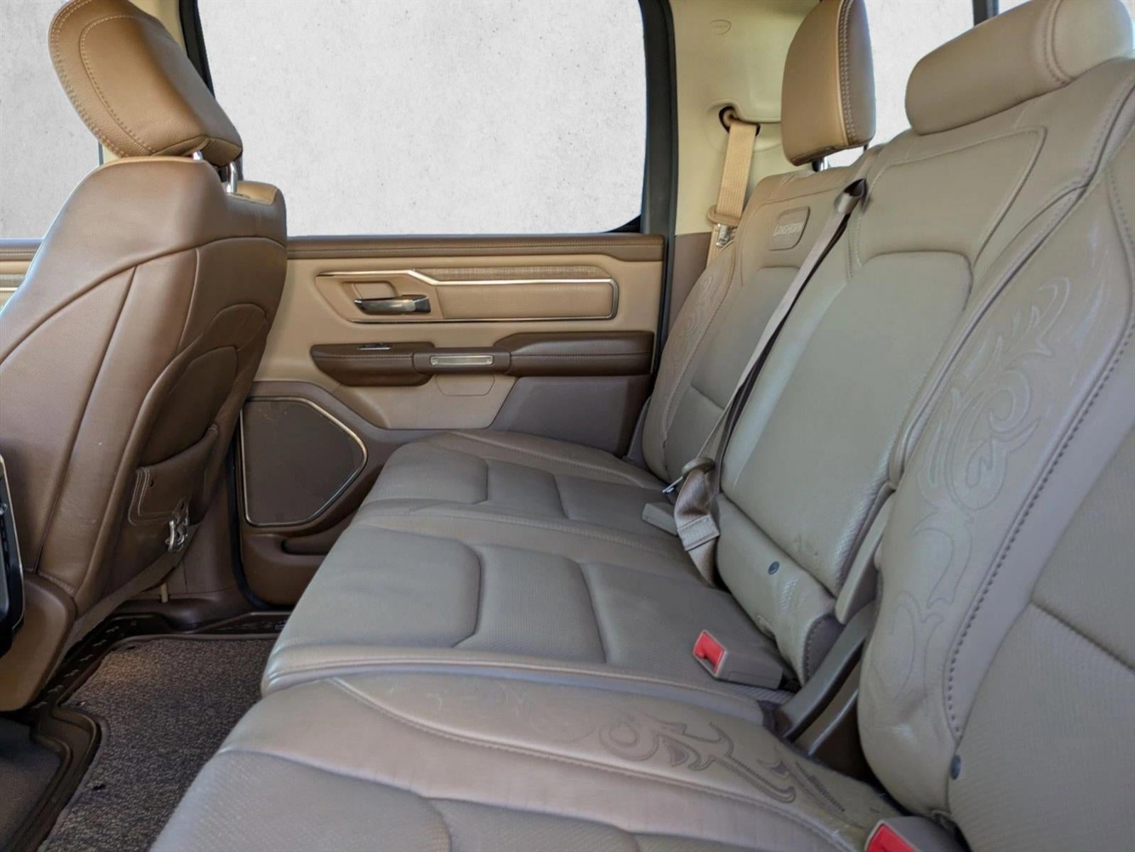 2019 RAM 1500 Longhorn 4x4 Crew Cab 5'7" Box