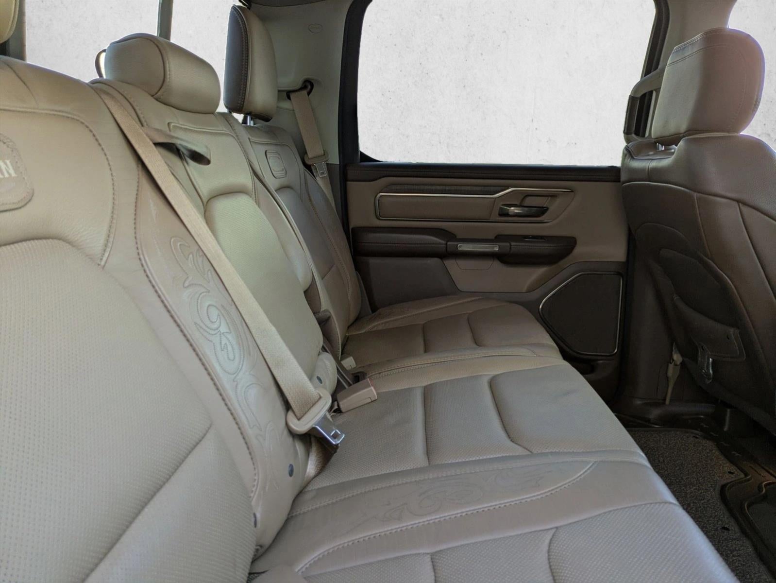 2019 RAM 1500 Longhorn 4x4 Crew Cab 5'7" Box