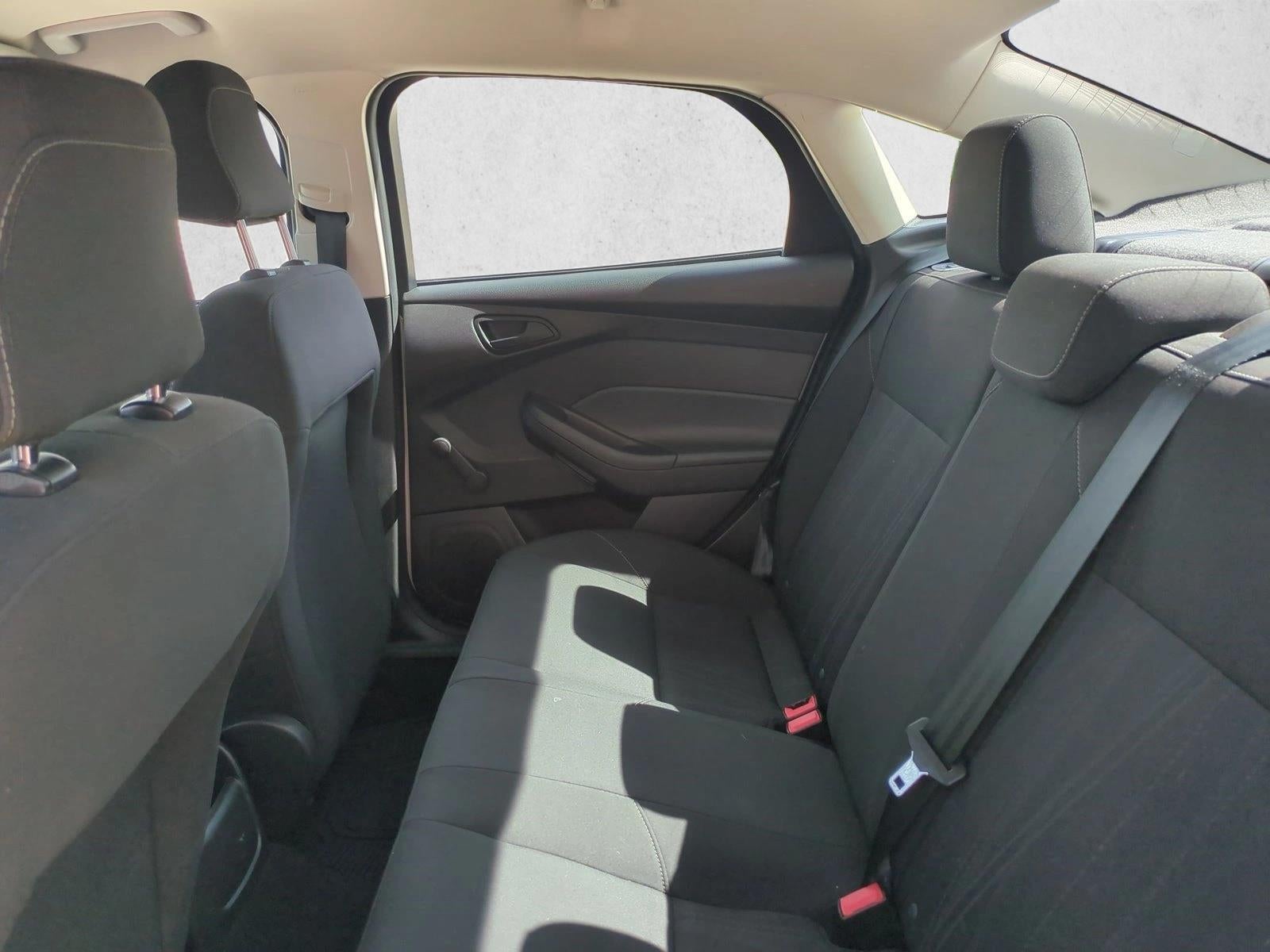 2016 Ford Focus 4dr Sdn S
