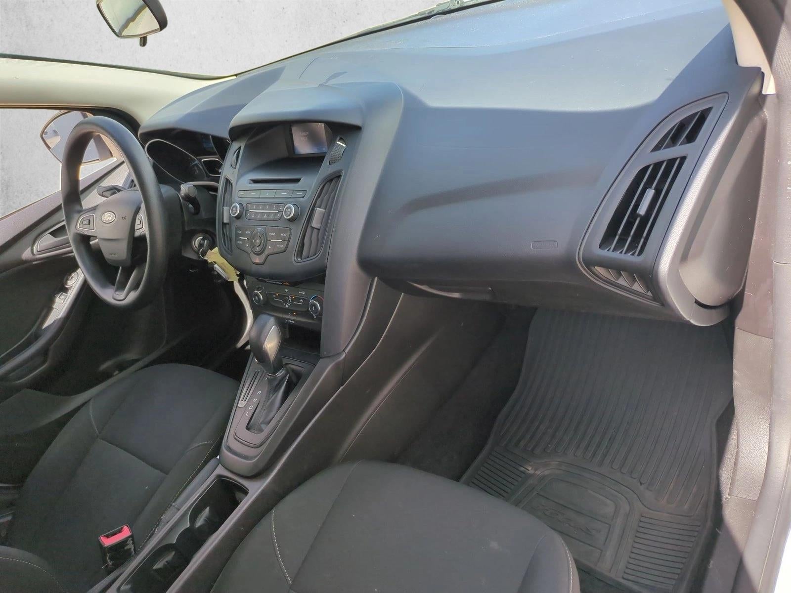 2016 Ford Focus 4dr Sdn S
