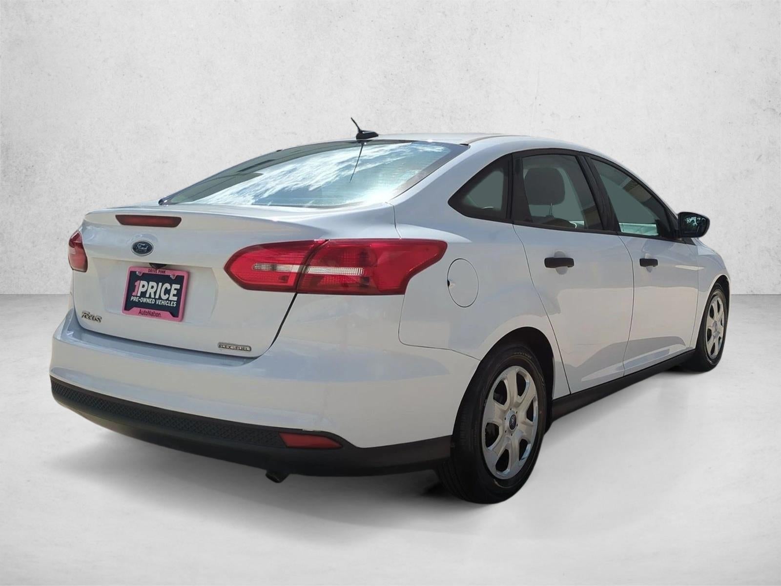 2016 Ford Focus 4dr Sdn S