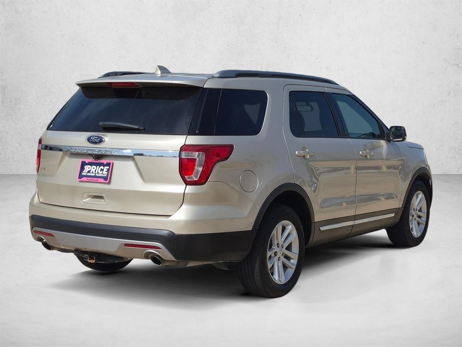 2017 Ford Explorer XLT FWD