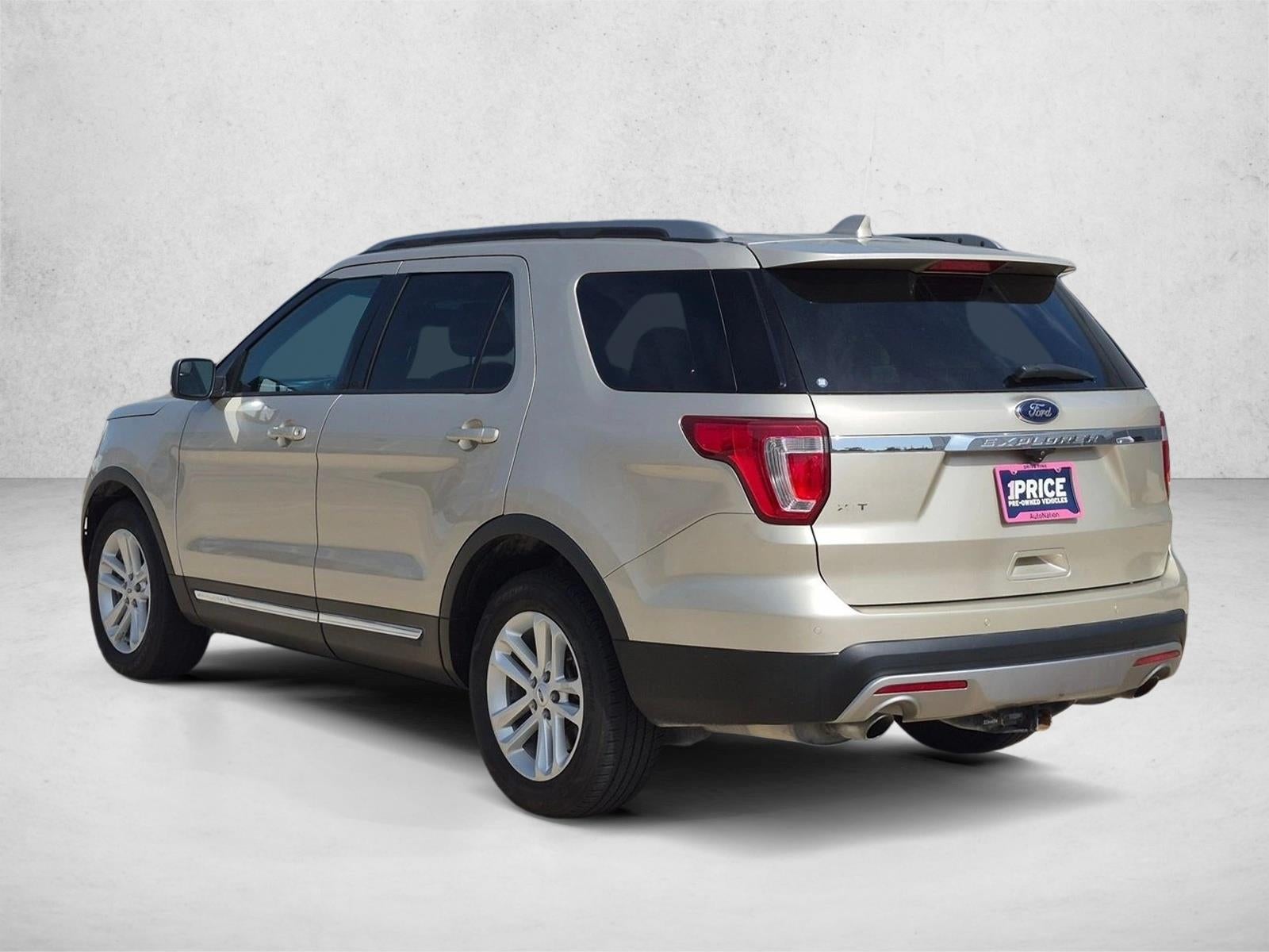 2017 Ford Explorer XLT FWD