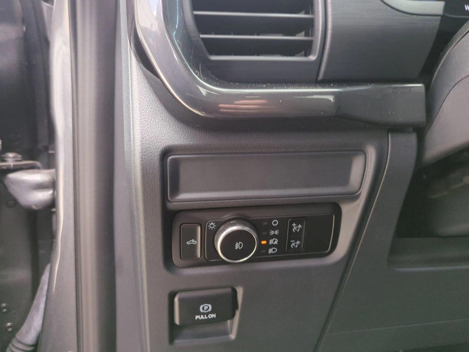 2024 Ford F-150 STX 4WD SuperCrew 5.5' Box