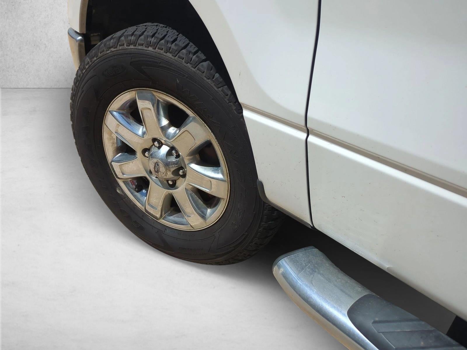 2013 Ford F-150 4WD SuperCrew 5-1/2 Ft Box XLT