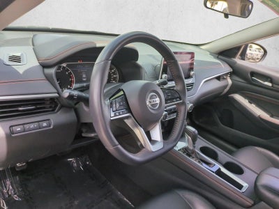 2019 Nissan Altima 2.5 SR Sedan