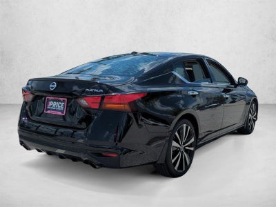 2019 Nissan Altima 2.5 Platinum Sedan