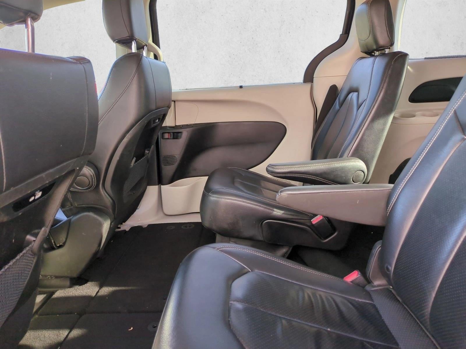 2022 Chrysler Pacifica Touring L FWD