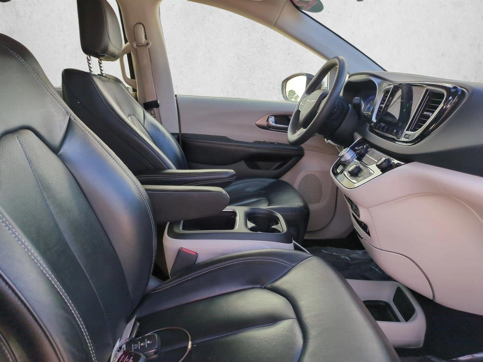 2022 Chrysler Pacifica Touring L FWD