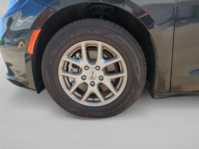 2022 Chrysler Pacifica Touring L FWD