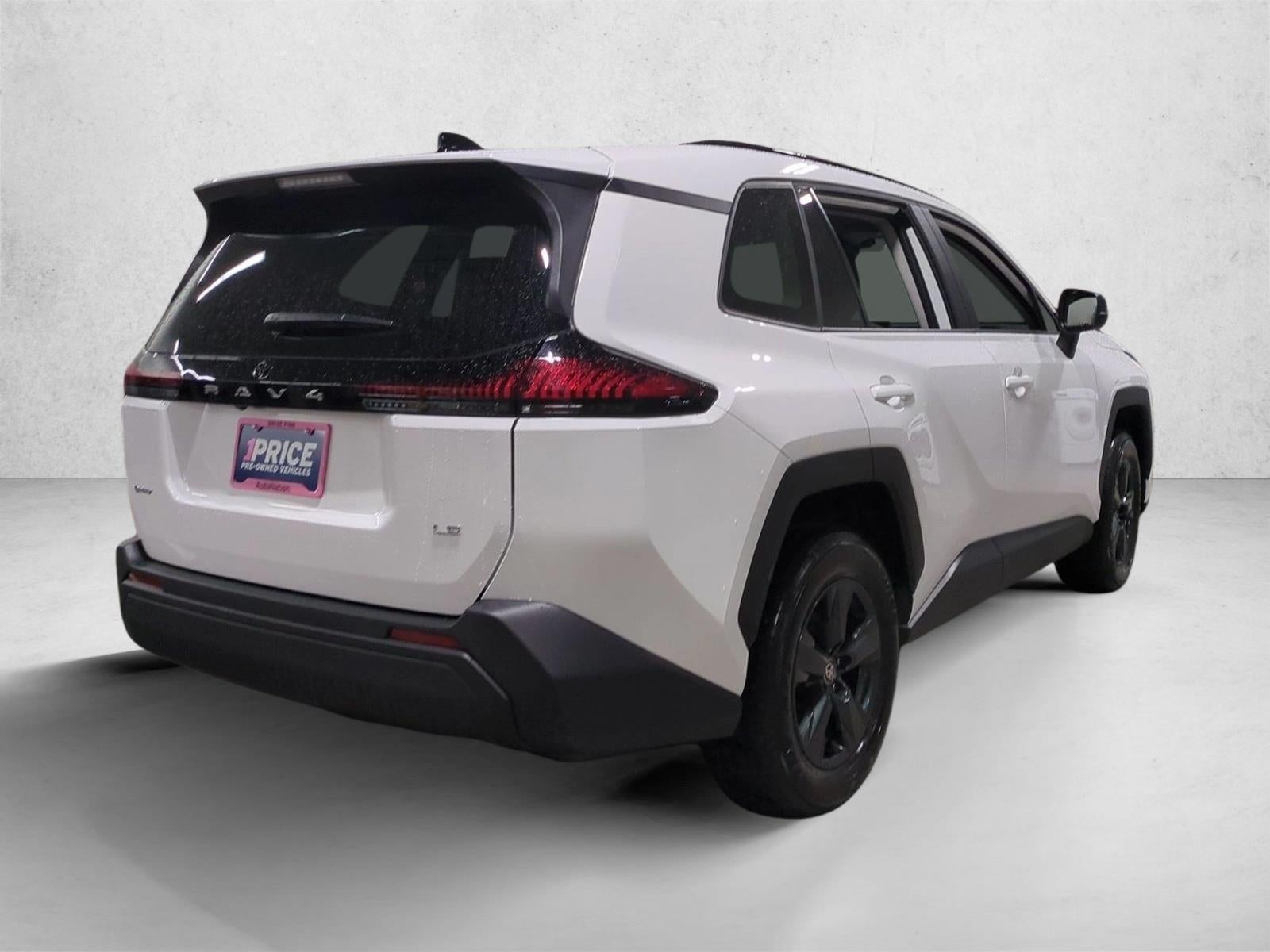 2026 Toyota RAV4 LE FWD (Natl)