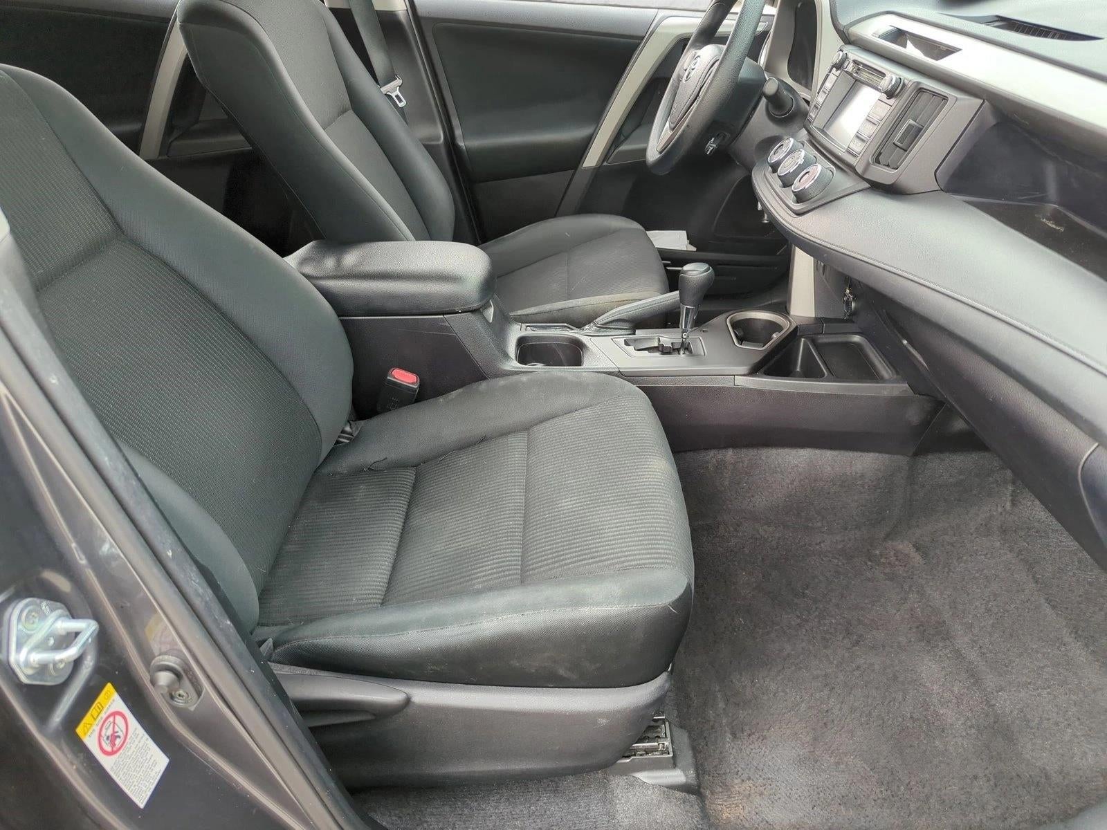 2016 Toyota RAV4 AWD 4dr LE (Natl)