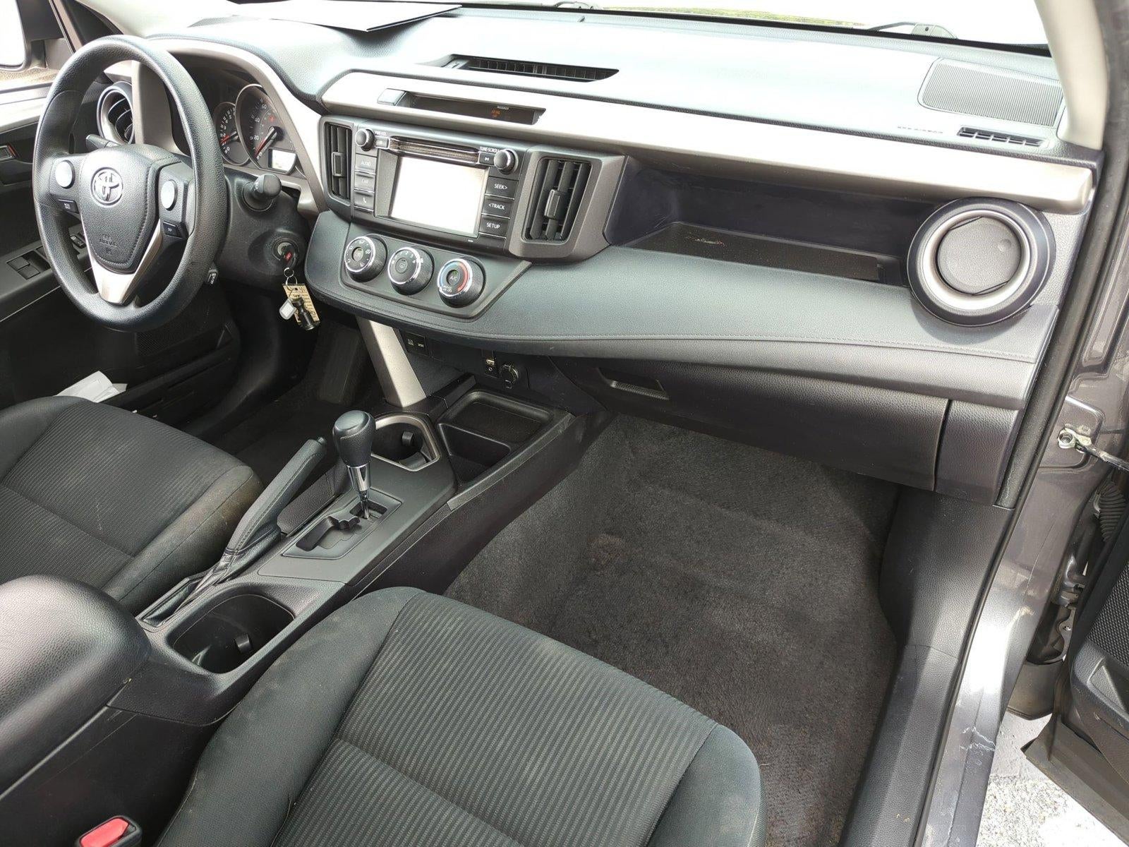 2016 Toyota RAV4 AWD 4dr LE (Natl)