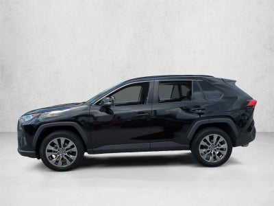 2020 Toyota RAV4 XLE Premium FWD (Natl)