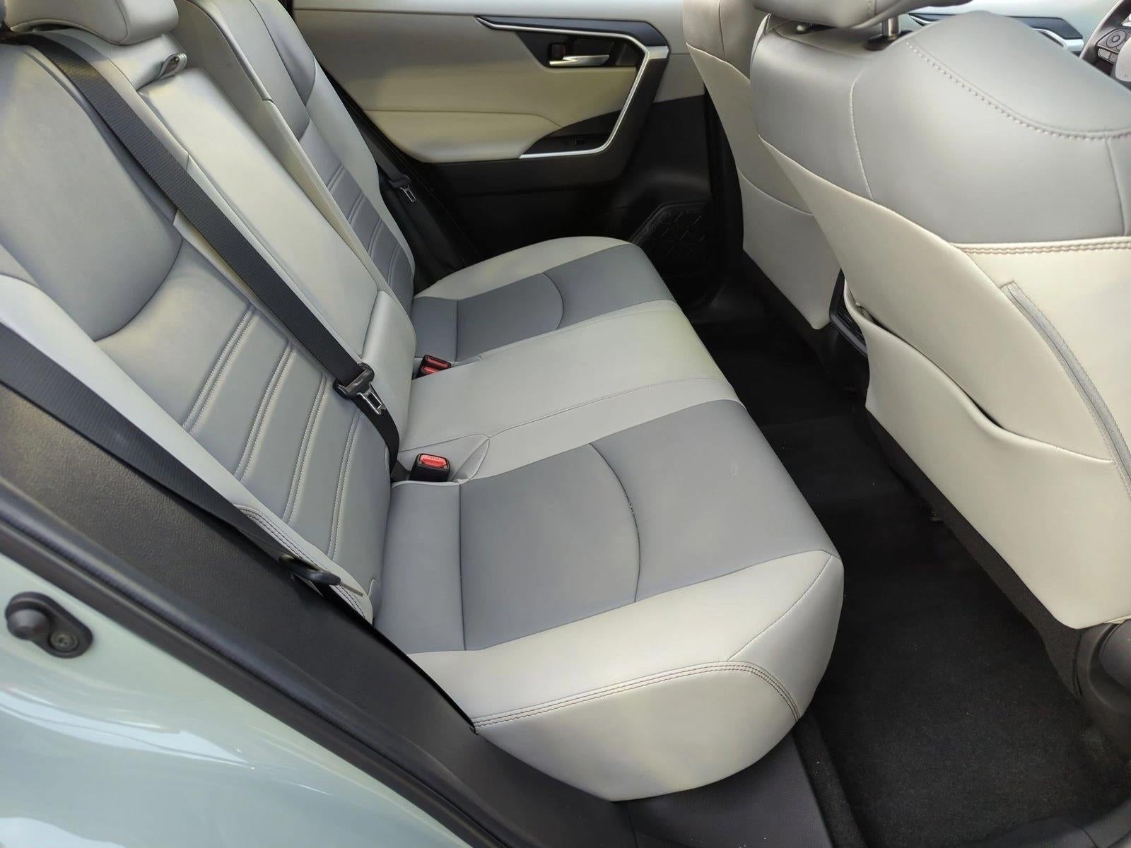 2022 Toyota RAV4 XLE Premium FWD (Natl)
