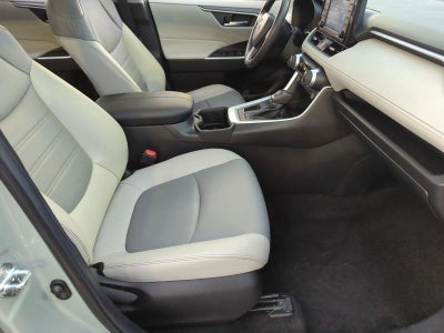 2022 Toyota RAV4 XLE Premium FWD (Natl)