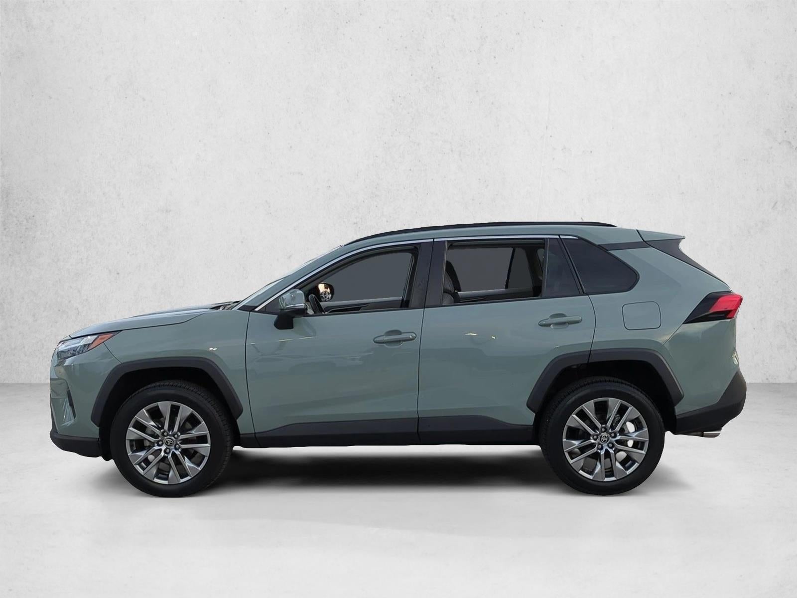 2022 Toyota RAV4 XLE Premium FWD (Natl)