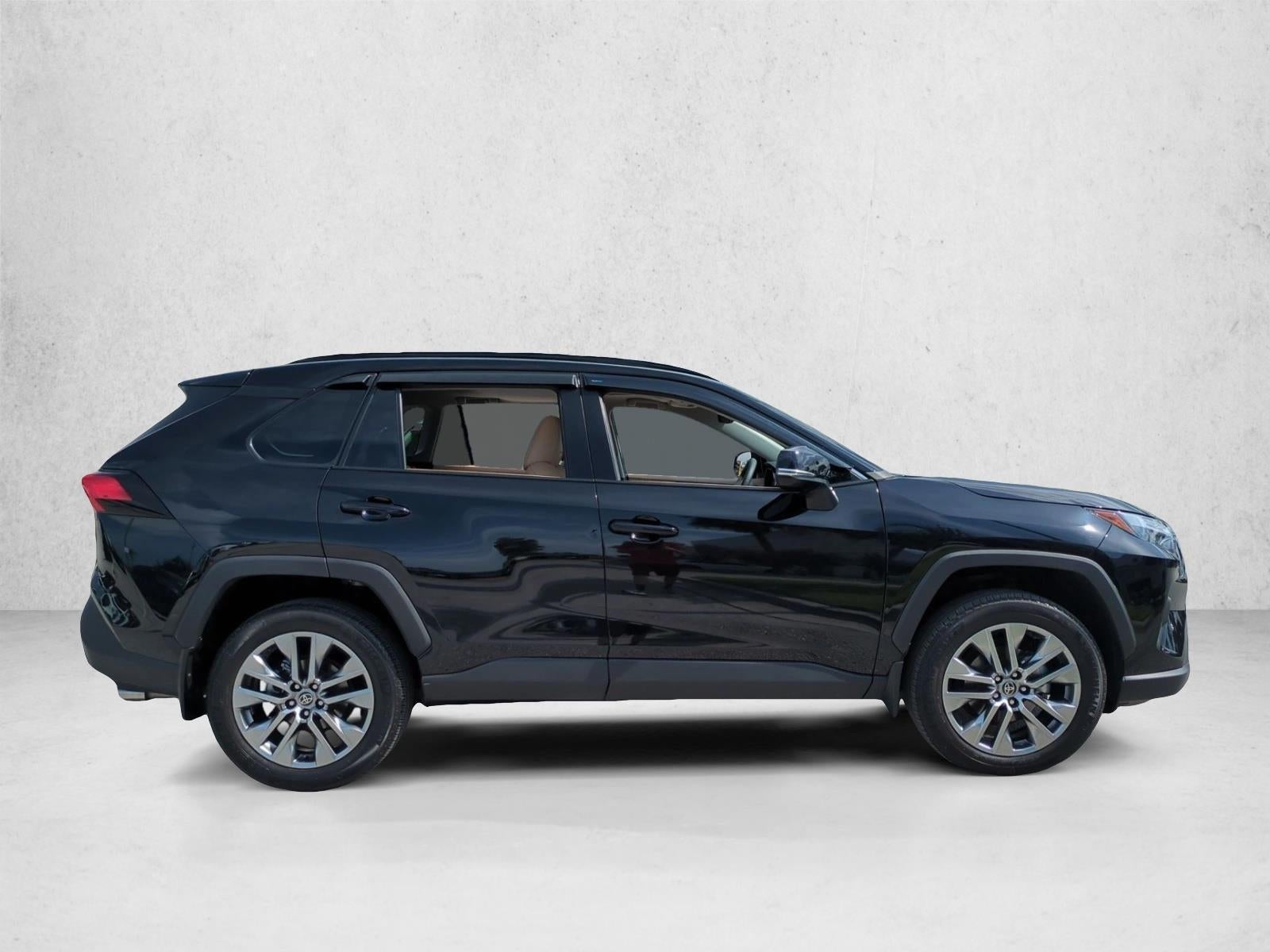2023 Toyota RAV4 XLE Premium FWD (Natl)