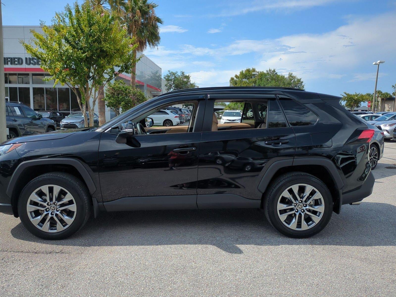 2023 Toyota RAV4 XLE Premium FWD (Natl)