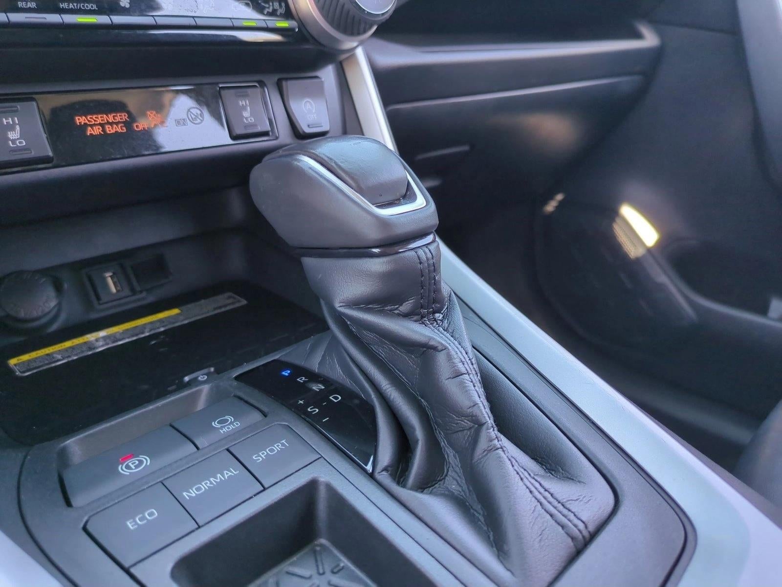 2021 Toyota RAV4 XLE Premium FWD (Natl)