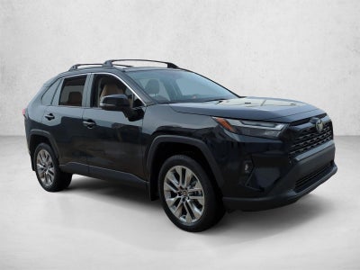 2025 Toyota RAV4 XLE Premium FWD (Natl)