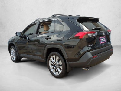 2025 Toyota RAV4 XLE Premium FWD (Natl)