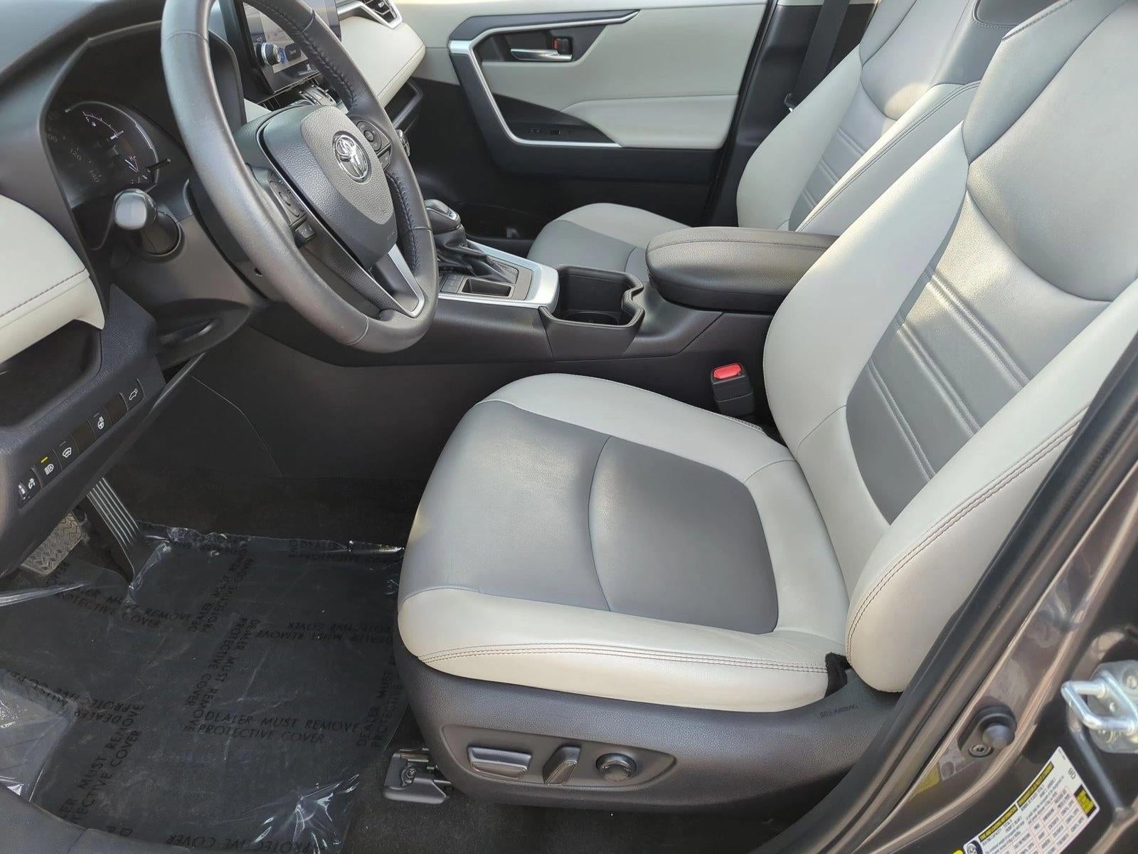 2024 Toyota RAV4 XLE Premium FWD (Natl)