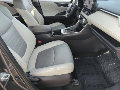 2024 Toyota RAV4 XLE Premium FWD (Natl)