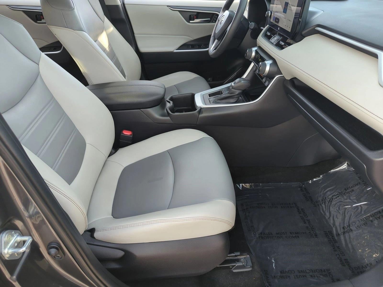 2024 Toyota RAV4 XLE Premium FWD (Natl)