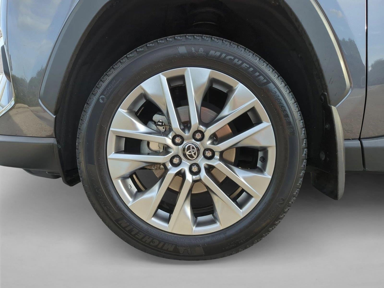 2024 Toyota RAV4 XLE Premium FWD (Natl)