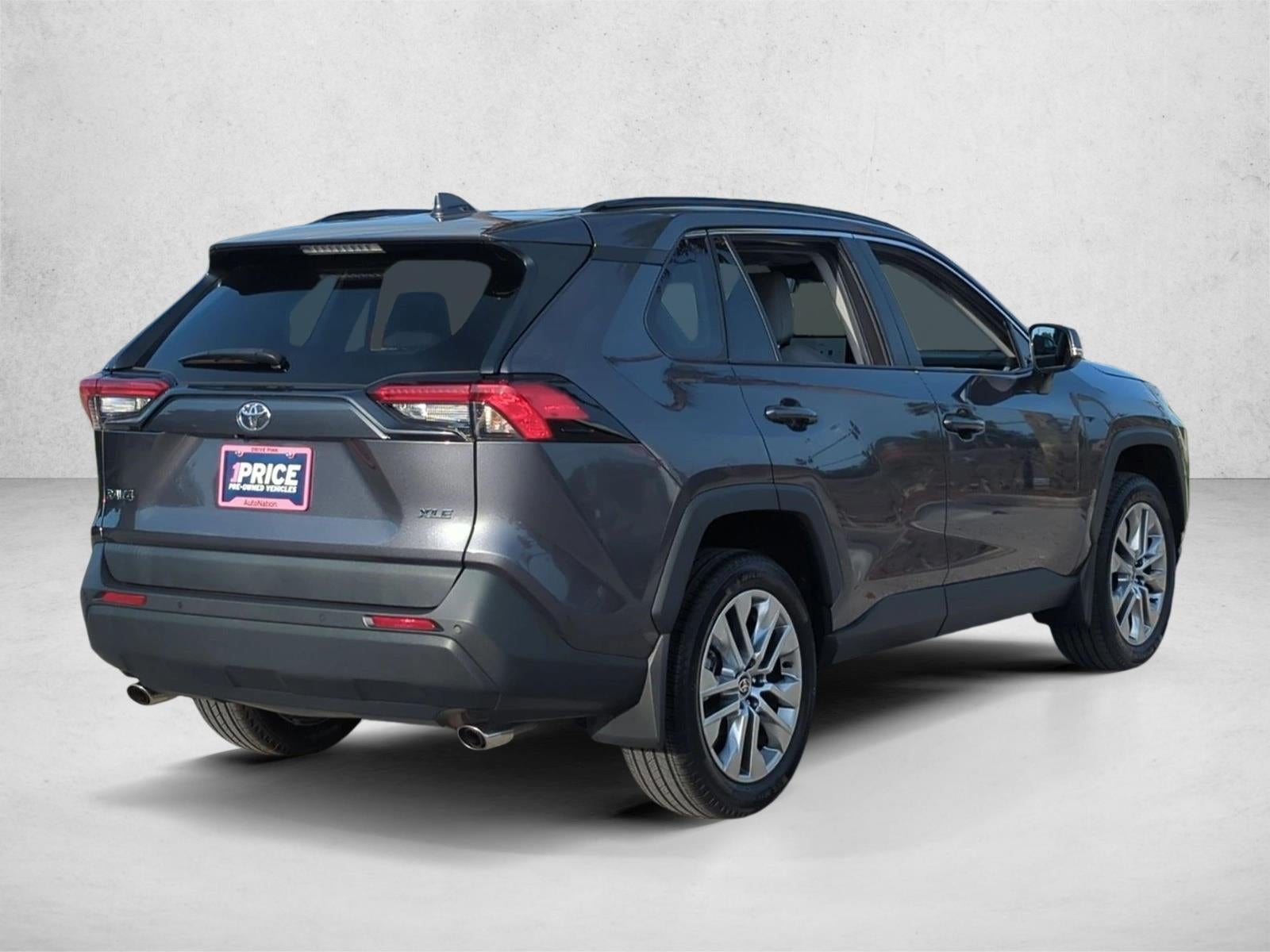 2024 Toyota RAV4 XLE Premium FWD (Natl)