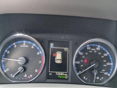 2017 Toyota RAV4 Platinum AWD (Natl)