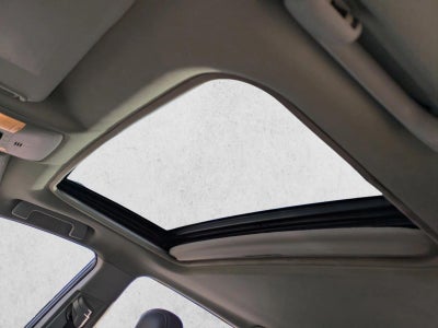 2017 Toyota RAV4 Platinum AWD (Natl)