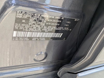 2017 Toyota RAV4 Platinum AWD (Natl)