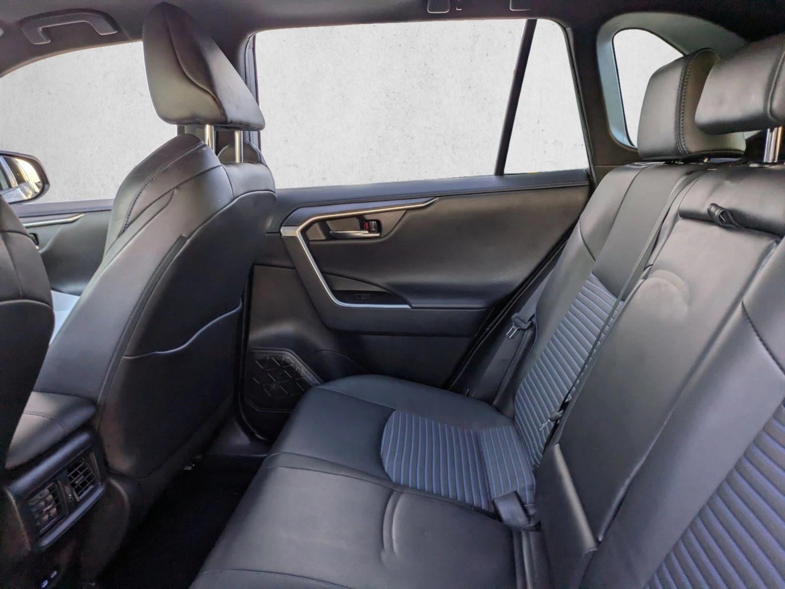 2022 Toyota RAV4 Hybrid XSE AWD (Natl)