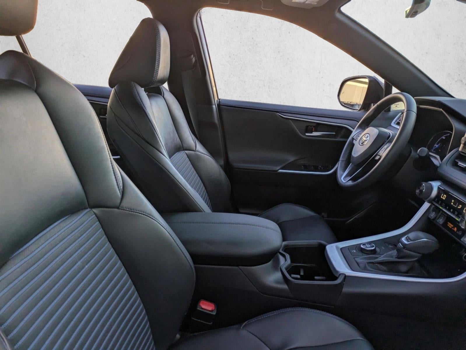 2022 Toyota RAV4 Hybrid XSE AWD (Natl)