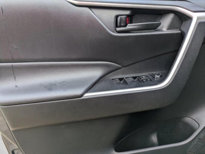 2021 Toyota RAV4 LE AWD (Natl)