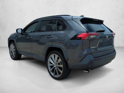 2021 Toyota RAV4 LE FWD (GS)