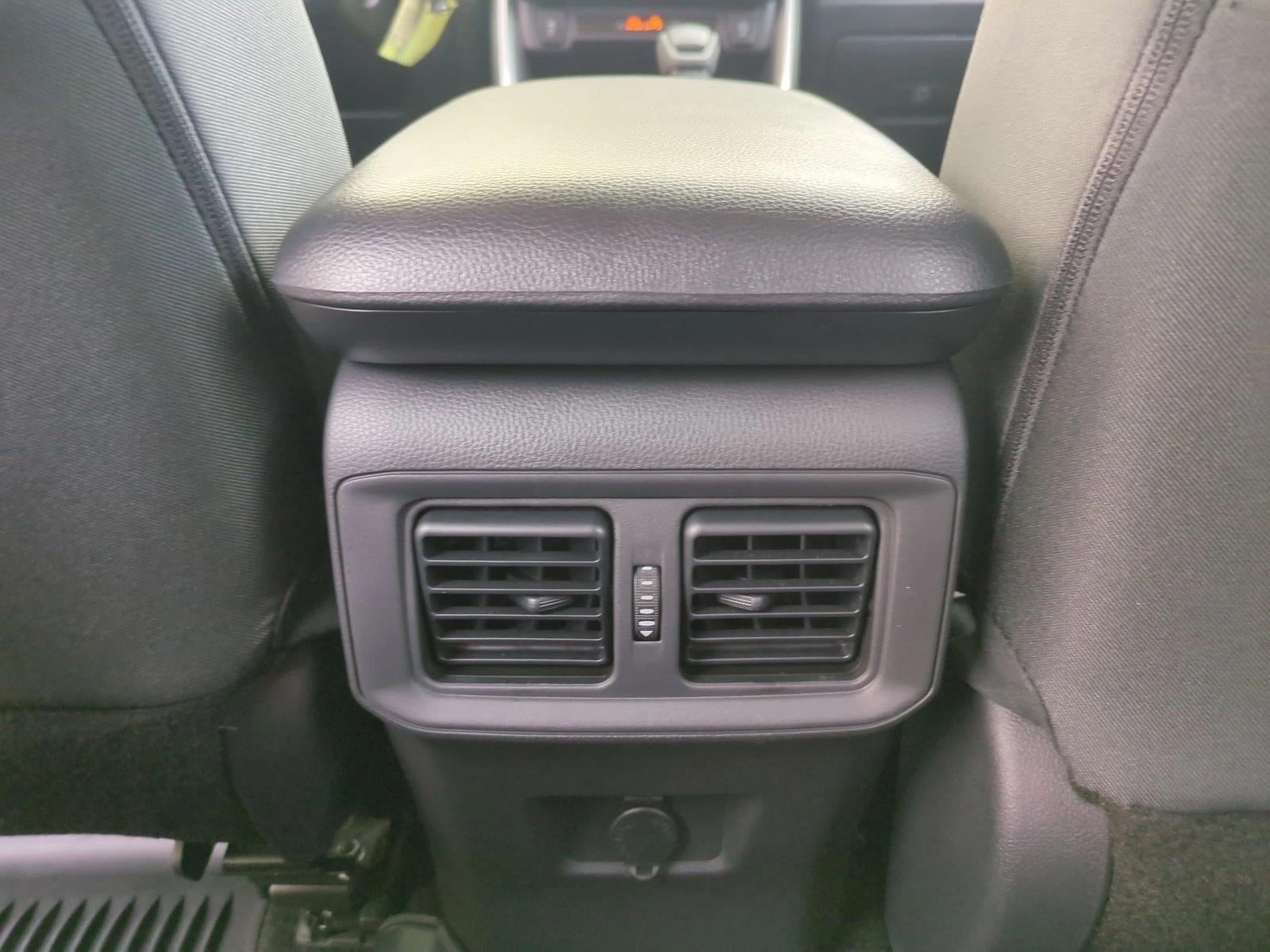 2025 Toyota RAV4 LE FWD (GS)