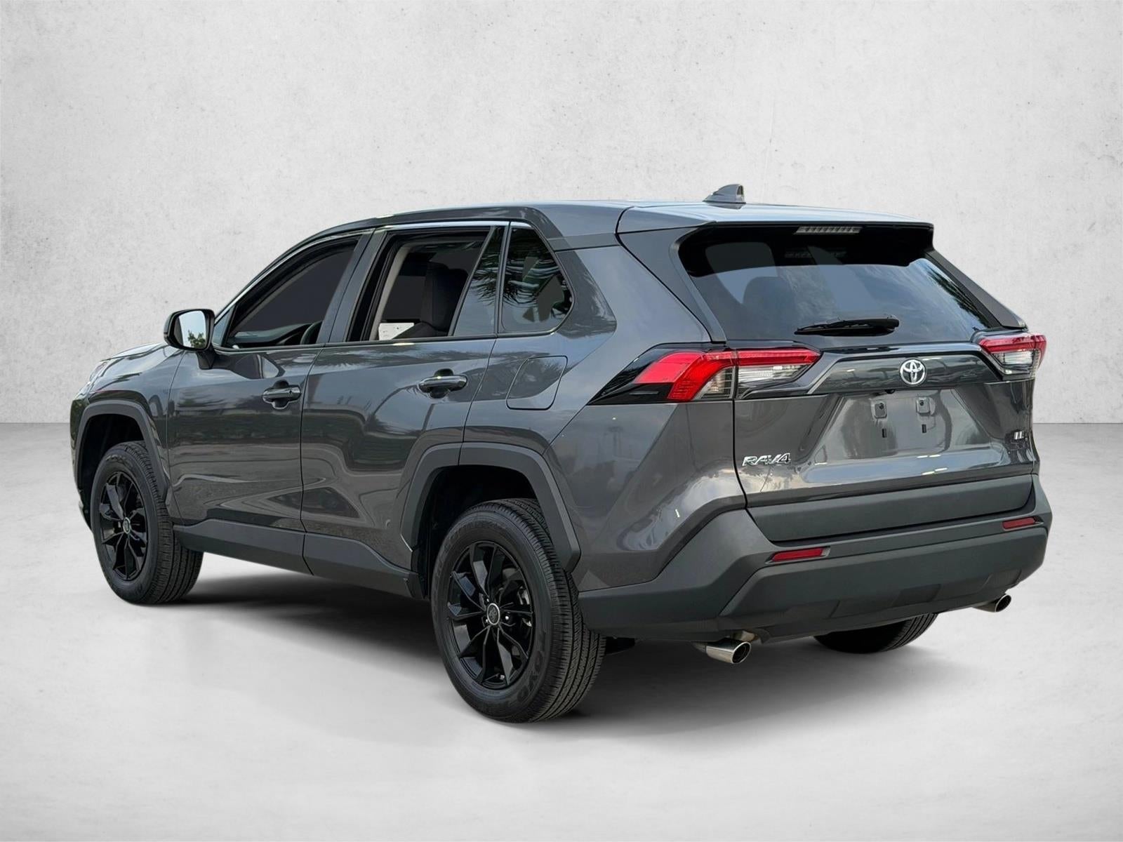 2024 Toyota RAV4 LE FWD (GS)