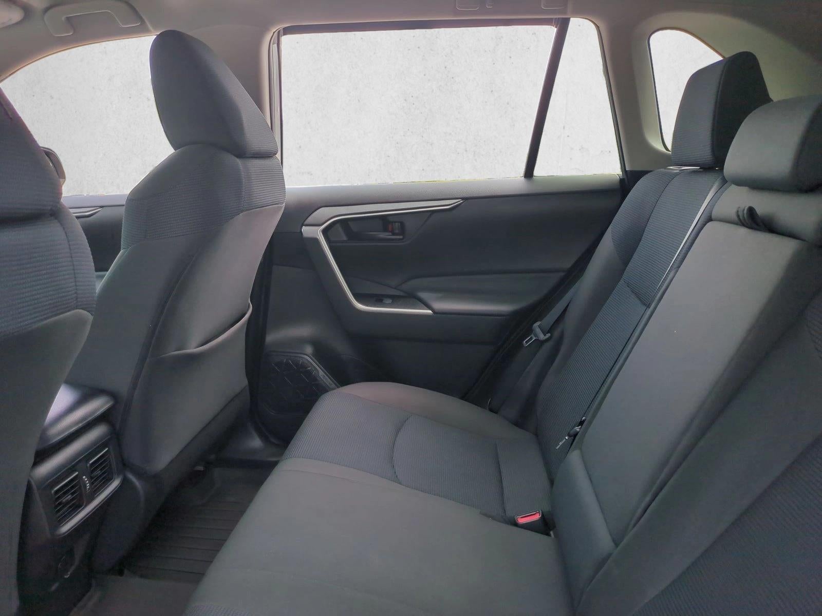 2023 Toyota RAV4 LE FWD (GS)