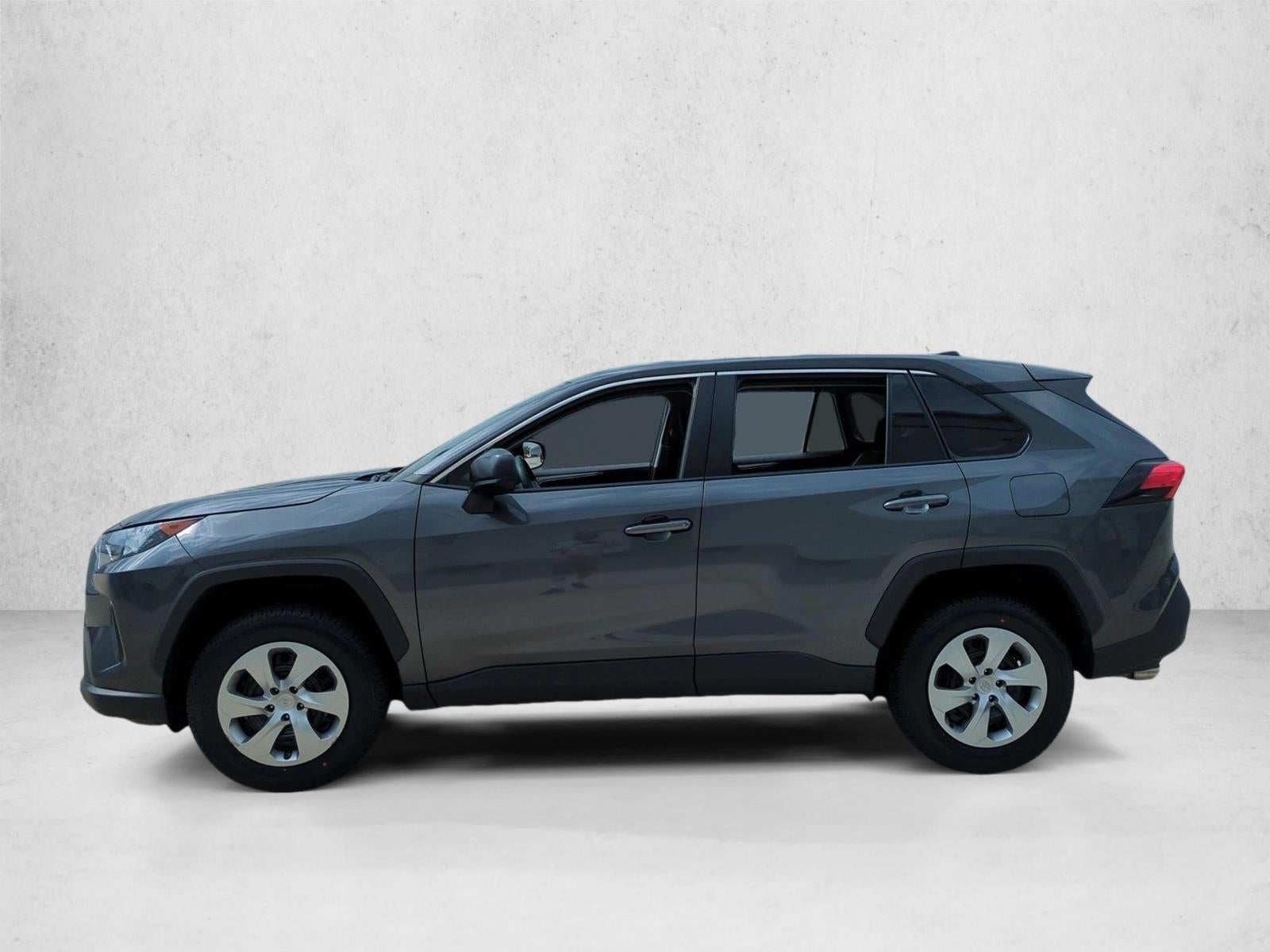 2022 Toyota RAV4 LE FWD (GS)