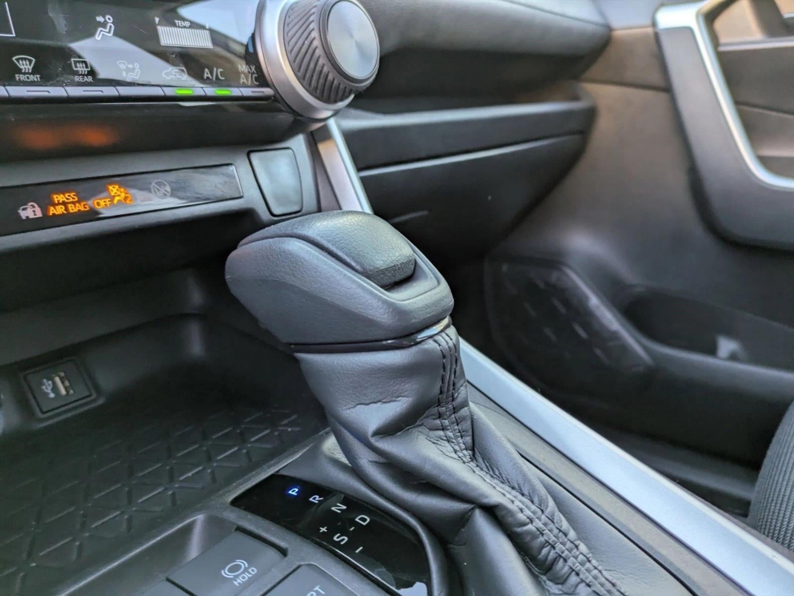 2023 Toyota RAV4 LE FWD (GS)