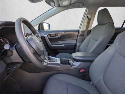 2023 Toyota RAV4 LE FWD (GS)