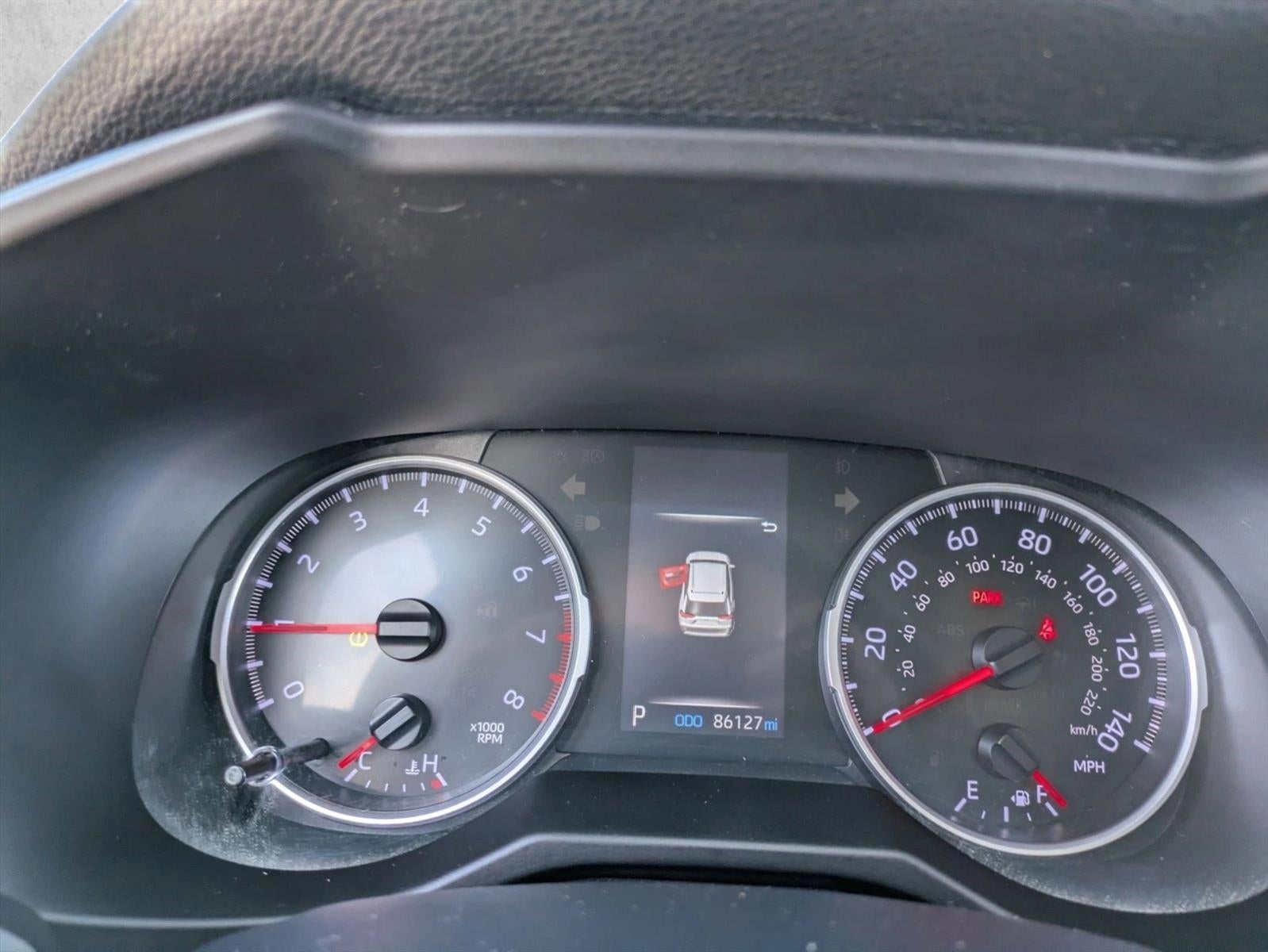 2020 Toyota RAV4 LE FWD (GS)